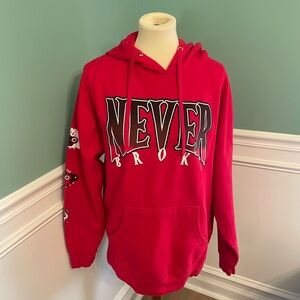 Disney - Sweat à capuche NEVER GROW UP - Noir - Kiabi - 56.99